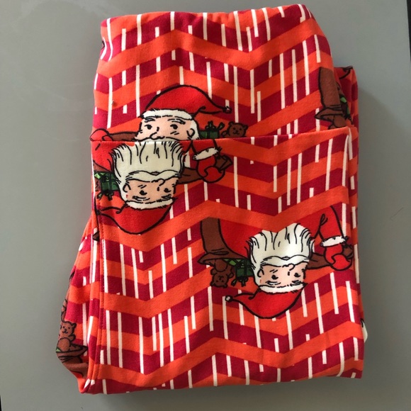 LuLaRoe Pants - Lularoe Christmas leggings โค๏ธ๐ฒ๐ NWOT LuLaRoe Pants - Lularoe Christmas leggings โค๏ธ๐ฒ๐ NWOT